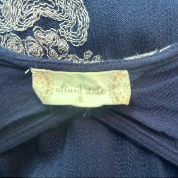 Altar'd State Embroidered Boho Long Sleeve Dress Cut Out Back Navy Size Small - Picture 5 of 6